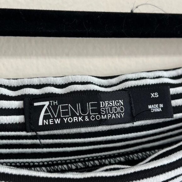 black and white striped top - Picture 3 of 4